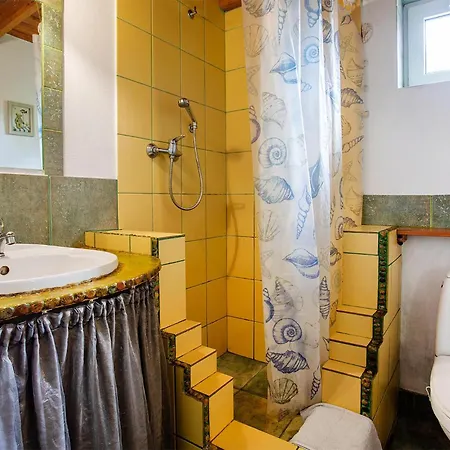 2 Bedroom Amazing In *